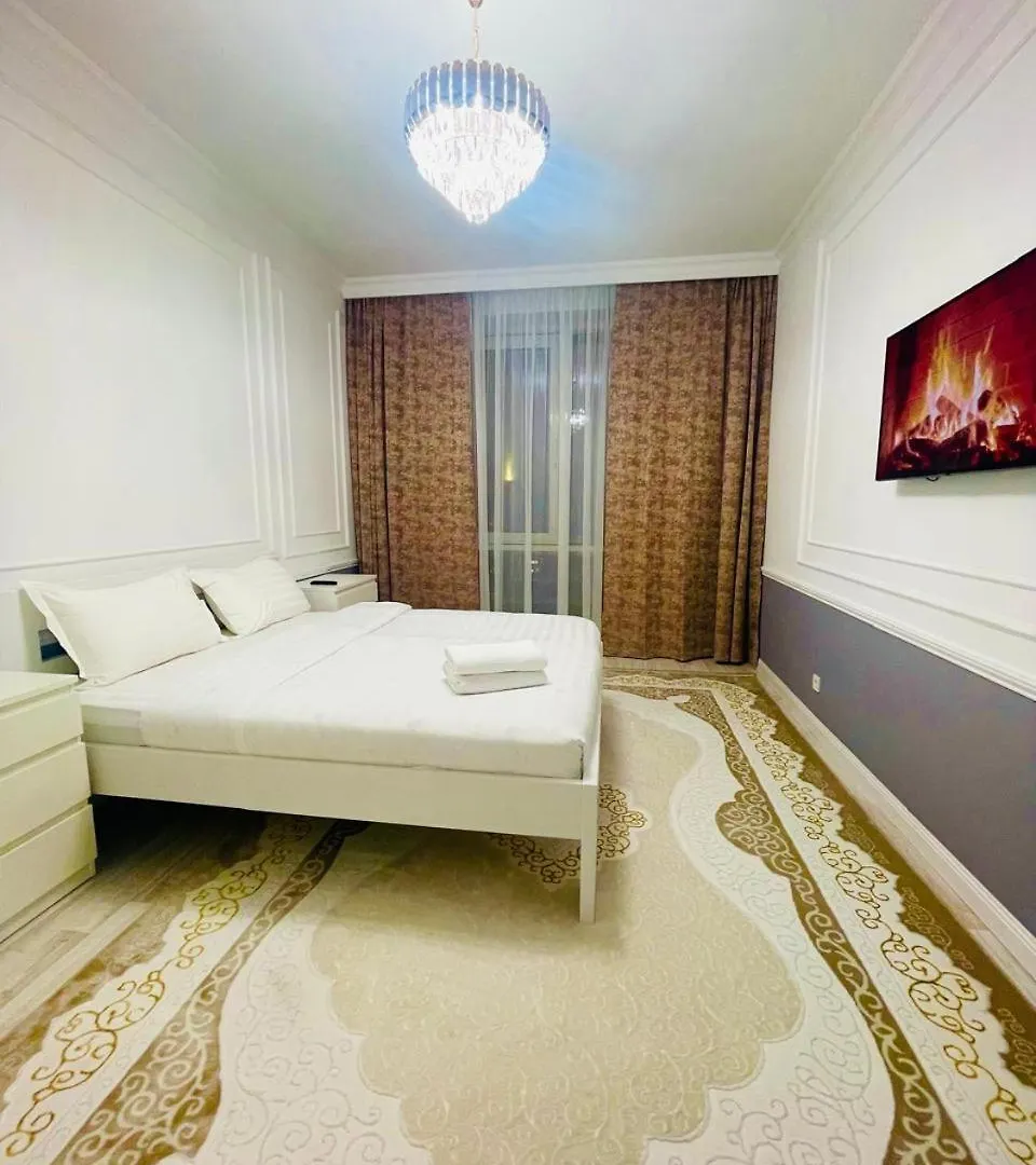 Уютные Семейные Апартаменты Для Большой Семьи Almaty Apartment